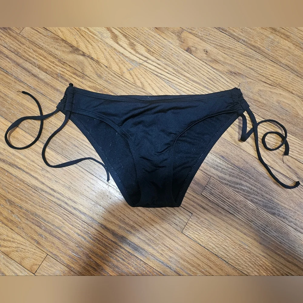 Kona Sol Black Bikini Bottom with Side Ties Size Small - Picture 7 of 10
